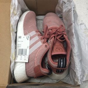 Woman’s Adidas NMD R2